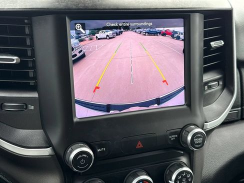 Used 2020 RAM 1500 Big Horn AWD/4WD image 23