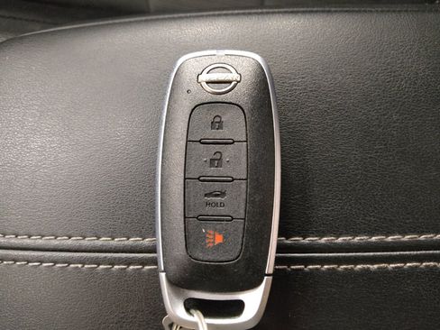 Used 2024 Nissan Sentra SV FWD image 32