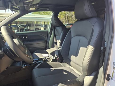 New 2026 Subaru Forester Touring AWD/4WD image 11
