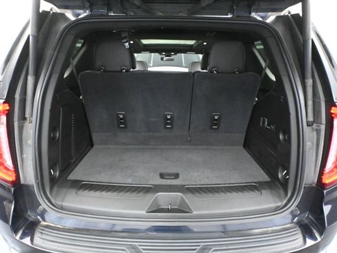 Used 2021 GMC Yukon SLT w/ SLT Luxury Plus Package AWD/4WD image 46