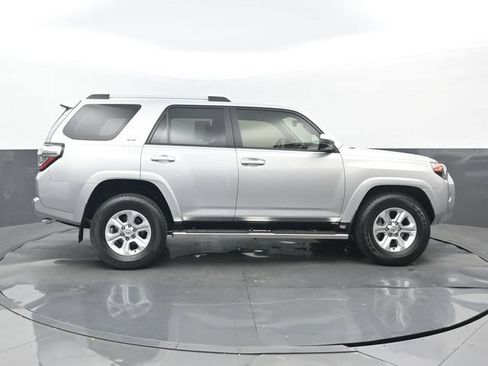 Used 2022 Toyota 4Runner SR5 RWD image 2