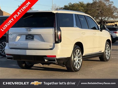 Used 2021 Cadillac Escalade Premium Luxury Platinum image 7