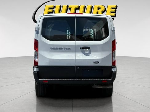 Certified 2025 Ford Transit 250 Low Roof w/ Exterior Upgrade Package RWD image 4