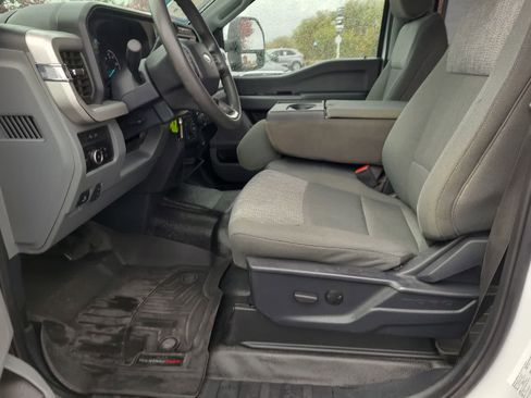 Used 2023 Ford F350 XLT w/ FX4 Off-Road Package image 19