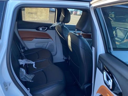 New 2024 Jeep Compass Limited w/ Elite Group image 34