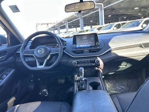 Used 2019 Nissan Altima 2.5 S image 16