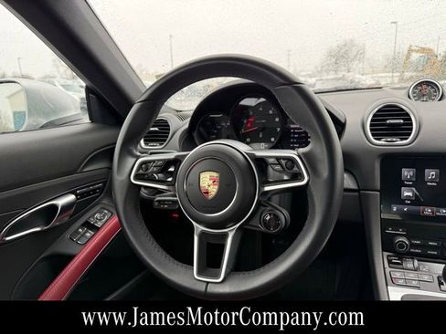 Used 2024 Porsche 718 Cayman w/ Premium Package RWD image 19