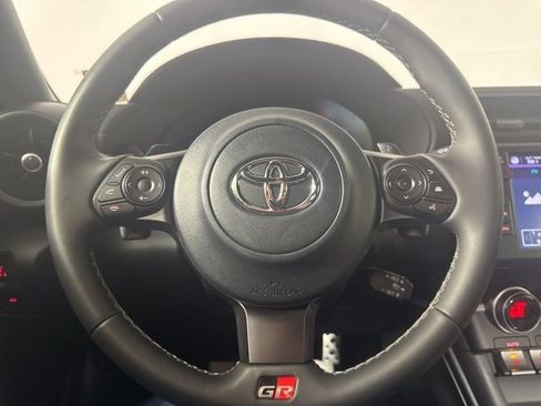 Used 2023 Toyota GR86 Premium image 18