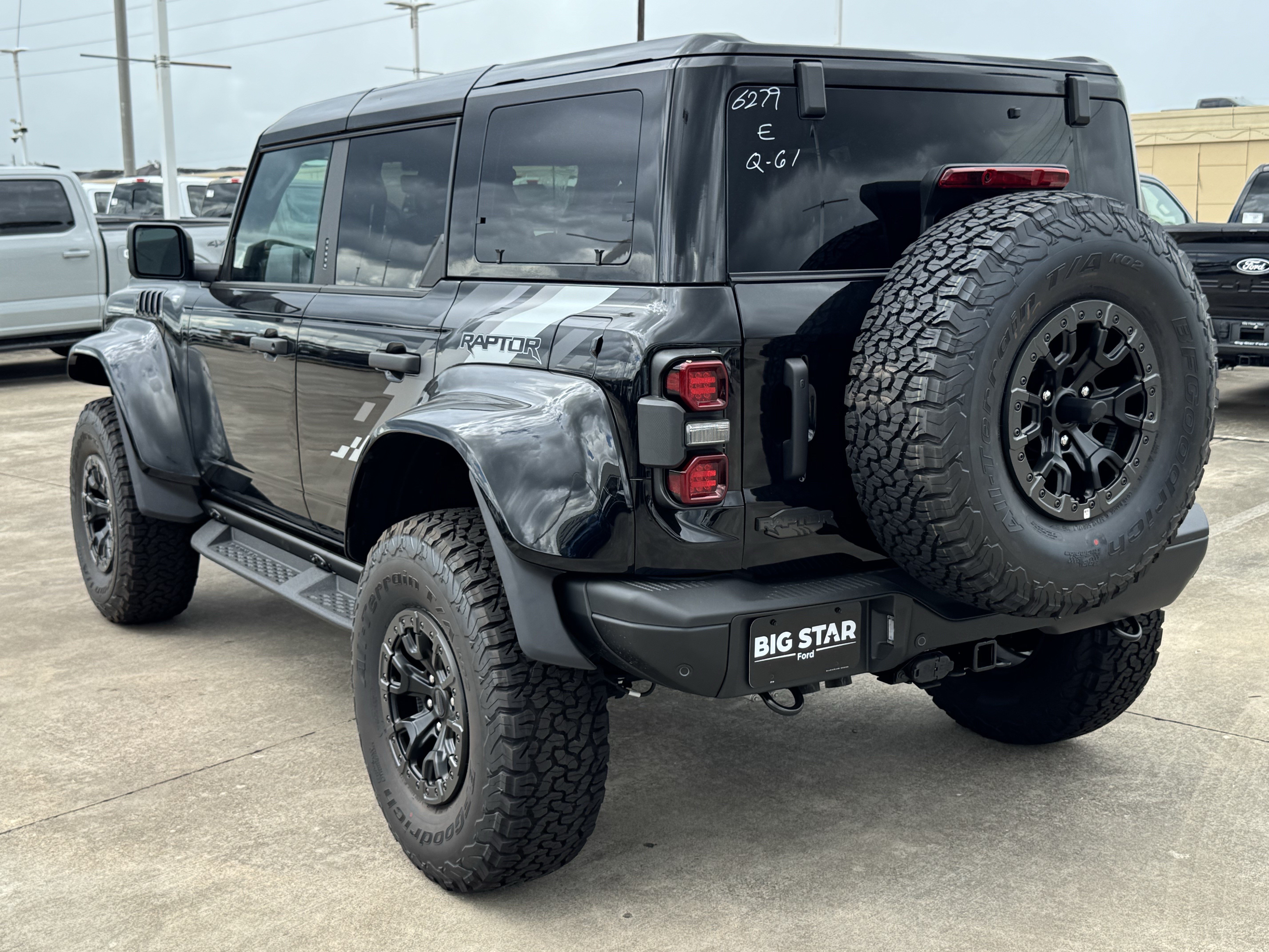 New 2026 Ford Bronco Raptor AWD/4WD image 5