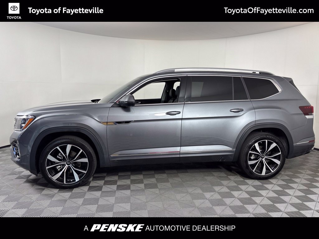 Used 2025 Volkswagen Atlas SEL Premium R-Line AWD/4WD image 16