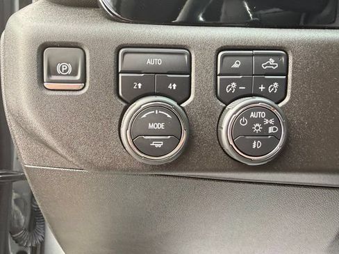 Used 2024 Chevrolet Silverado 1500 RST w/ Convenience Package II AWD/4WD image 32