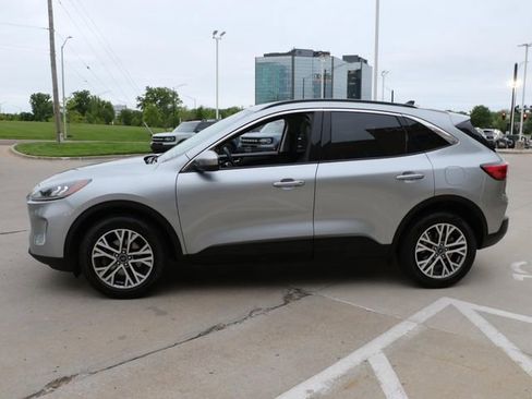 Used 2022 Ford Escape SEL AWD/4WD image 3