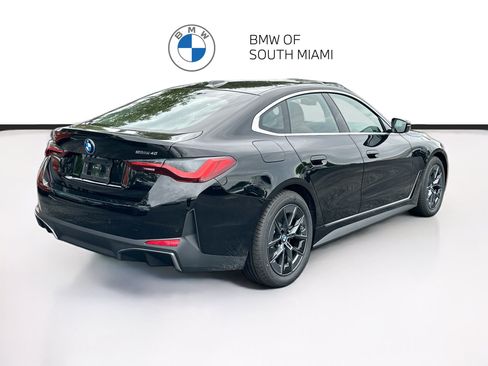 Certified 2025 BMW i4 eDrive40 RWD image 6