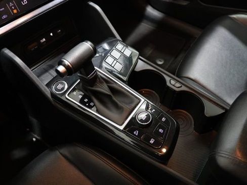 Used 2023 Kia Sportage EX image 29