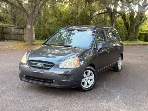 Used 2008 Kia Rondo LX w/ Convenience Pkg image 1