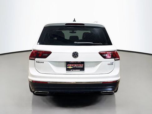Used 2018 Volkswagen Tiguan SEL Premium AWD/4WD image 7