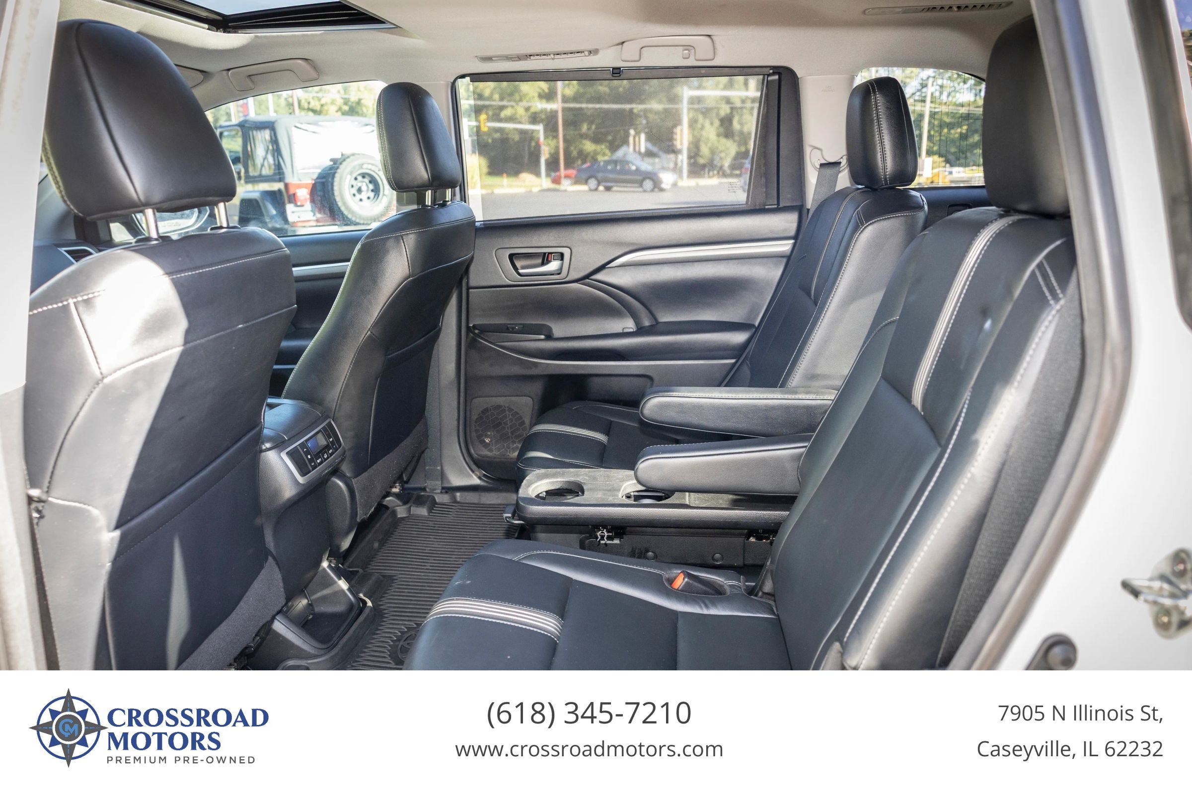 Used 2018 Toyota Highlander SE AWD/4WD image 19