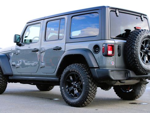 Used 2022 Jeep Wrangler Unlimited Sport image 10