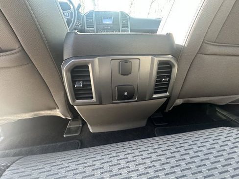 Used 2018 Ford F150 XLT image 10