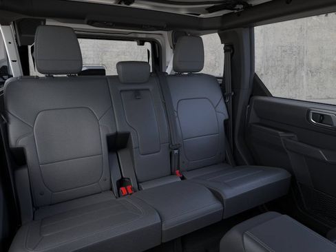 New 2026 Ford Bronco Outer Banks AWD/4WD image 11