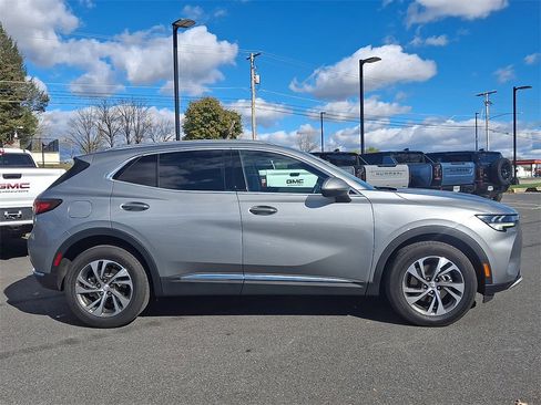 Used 2023 Buick Envision Essence image 8