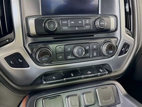 Used 2015 GMC Sierra 1500 SLT w/ SLT Crew Cab Value Package AWD/4WD image 15