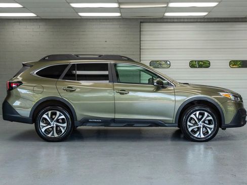Used 2021 Subaru Outback Limited XT AWD/4WD image 3