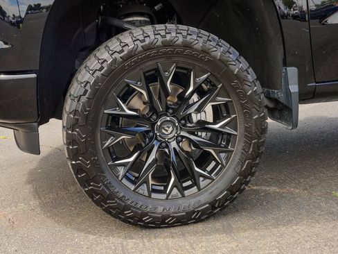 Used 2023 Chevrolet Silverado 1500 Custom RWD image 9