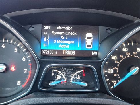 Used 2016 Ford Focus SE w/ Equipment Group 201A image 18