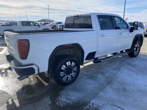 Used 2024 GMC Sierra 2500 Denali w/ Denali Reserve Package image 5