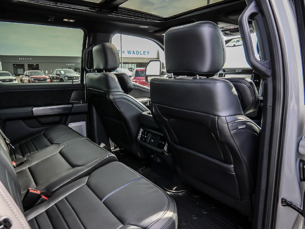 Used 2026 Ford F450 Platinum AWD/4WD image 28