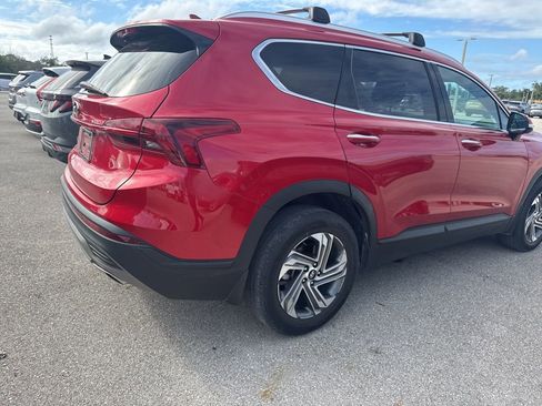 Used 2023 Hyundai Santa Fe SEL image 2
