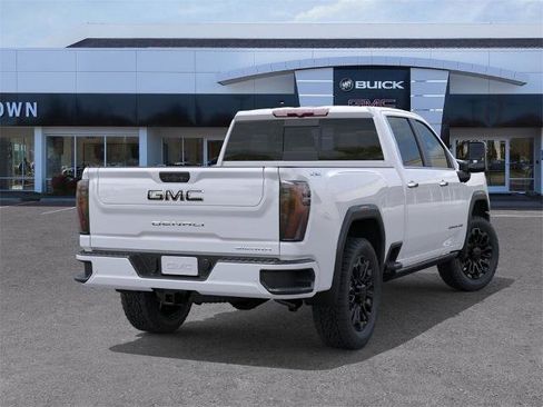 New 2026 GMC Sierra 2500 Denali Ultimate w/ LPO, Black Badging Package image 4