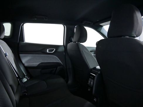 Used 2024 Jeep Compass Sport image 23