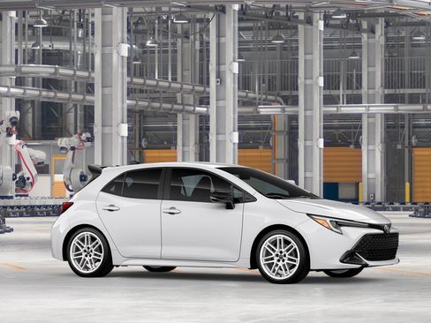New 2026 Toyota Corolla SE image 13