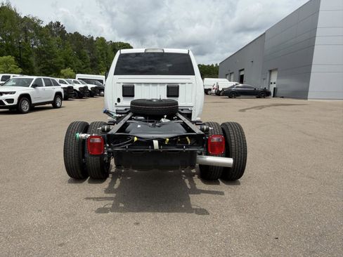 New 2026 RAM 3500 Tradesman AWD/4WD image 5