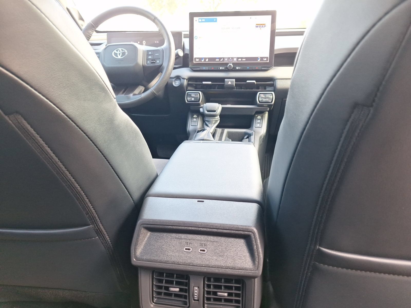 Used 2026 Toyota RAV4 XSE w/ Weather Package AWD/4WD image 31