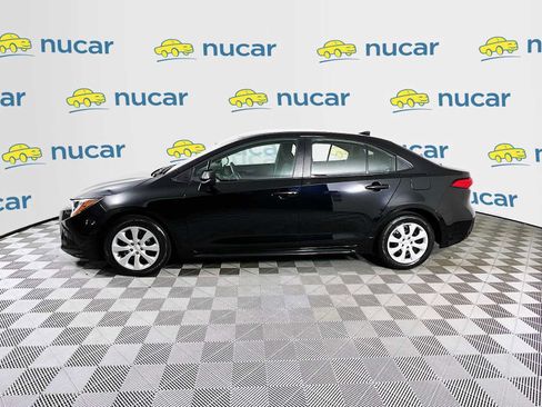 Used 2024 Toyota Corolla LE image 4