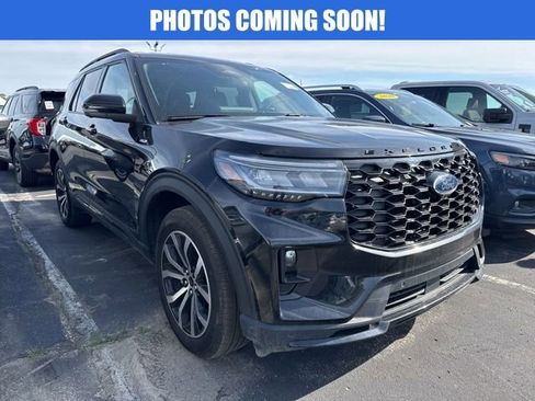 Used 2025 Ford Explorer ST-Line AWD/4WD image 1