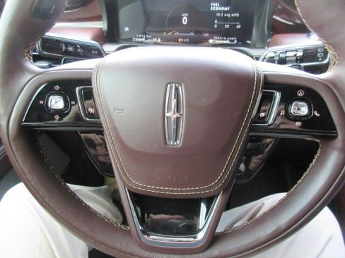 Used 2023 Lincoln Aviator Black Label w/ Jet Package AWD/4WD image 30