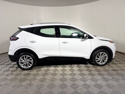 Used 2023 Chevrolet Bolt EUV LT FWD image 8