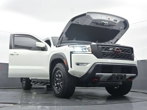 Used 2022 Nissan Frontier PRO-4X w/ Off-Road Protection Package AWD/4WD image 56
