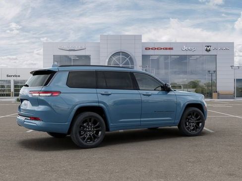 New 2026 Jeep Grand Cherokee L Limited AWD/4WD image 4