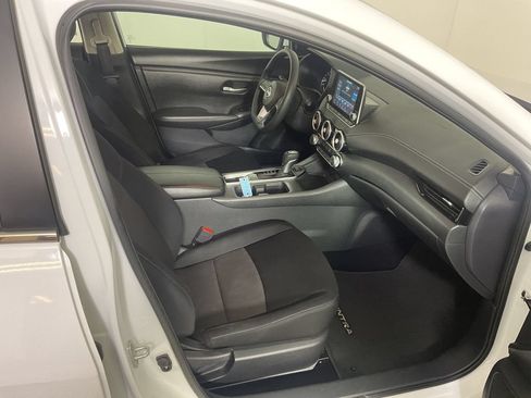 Used 2024 Nissan Sentra SV FWD image 23