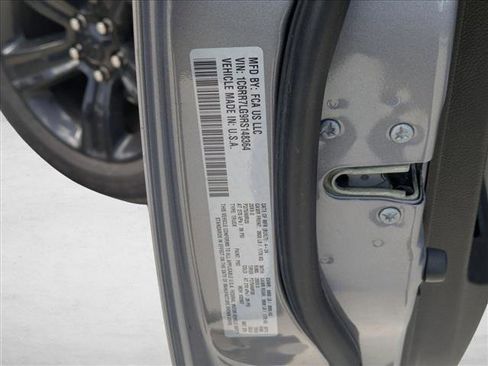 Used 2024 RAM 1500 Classic Warlock image 18