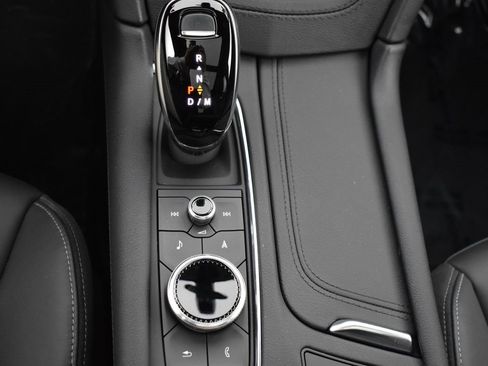 Used 2024 Cadillac XT6 Premium Luxury image 19