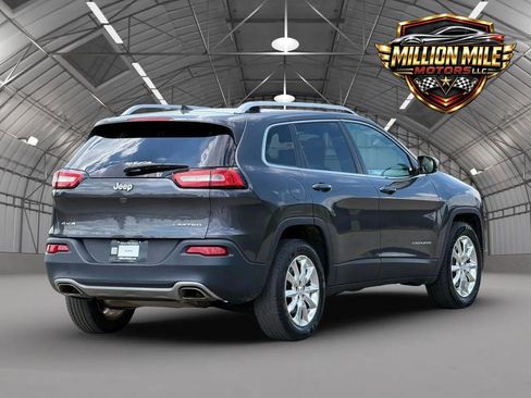 Used 2016 Jeep Cherokee Limited AWD/4WD image 9