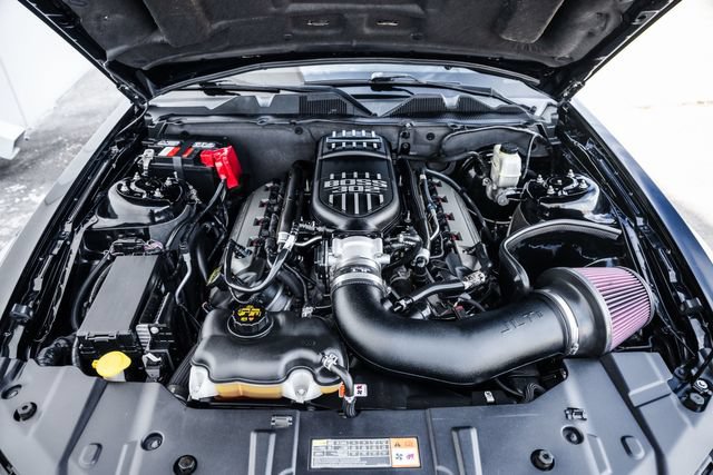 Used 2014 Ford Mustang GT Premium w/ Comfort Package RWD image 22