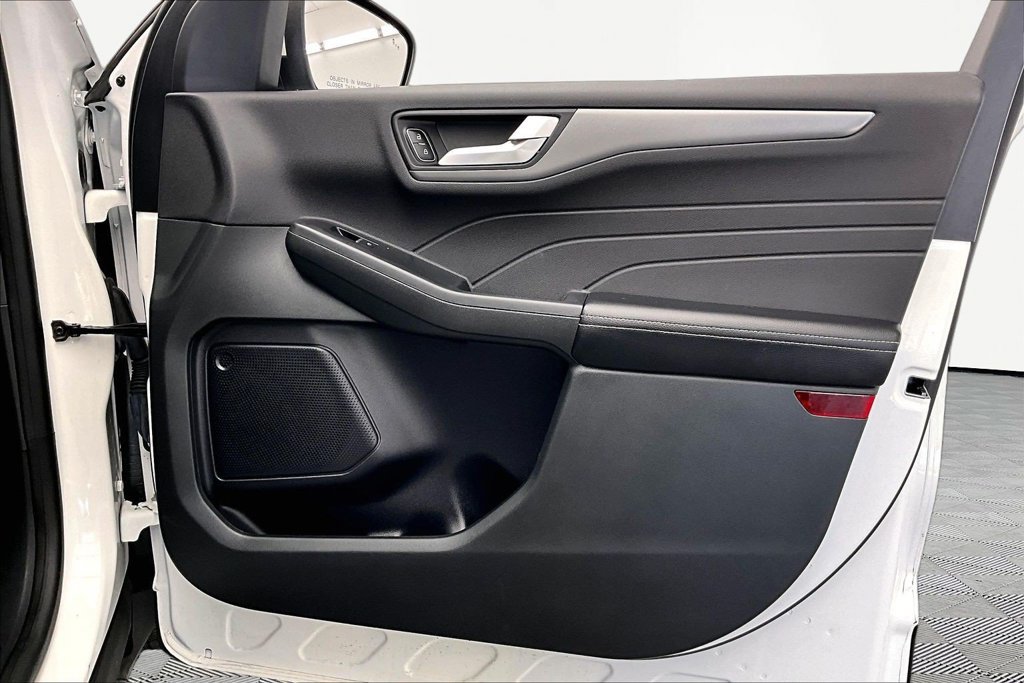 Certified 2023 Ford Escape SE FWD image 24