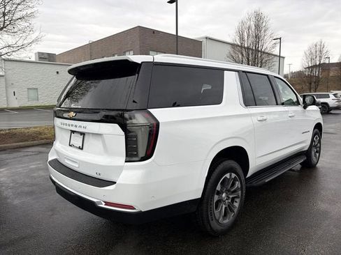 New 2026 Chevrolet Suburban LT w/ Comfort Package image 3
